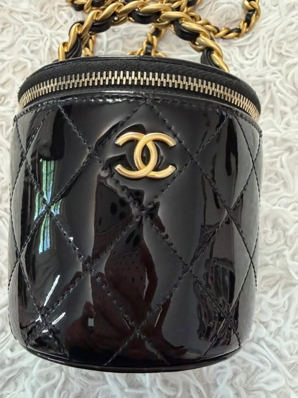 CHANEL Patent Quilted Afternoon Tea Top Handle Vanity Case With Chain Black